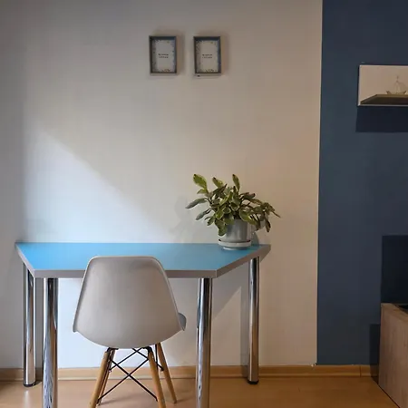 Lungro's Square Apartment